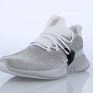 Women’s Adidas Alphabounce Instinct